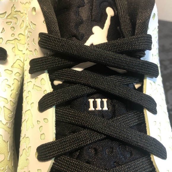 Nike Jordan Zion 3 White Black Barely Volt (Men's) 9.5 OG Box basketball shoes - Picture 4 of 12